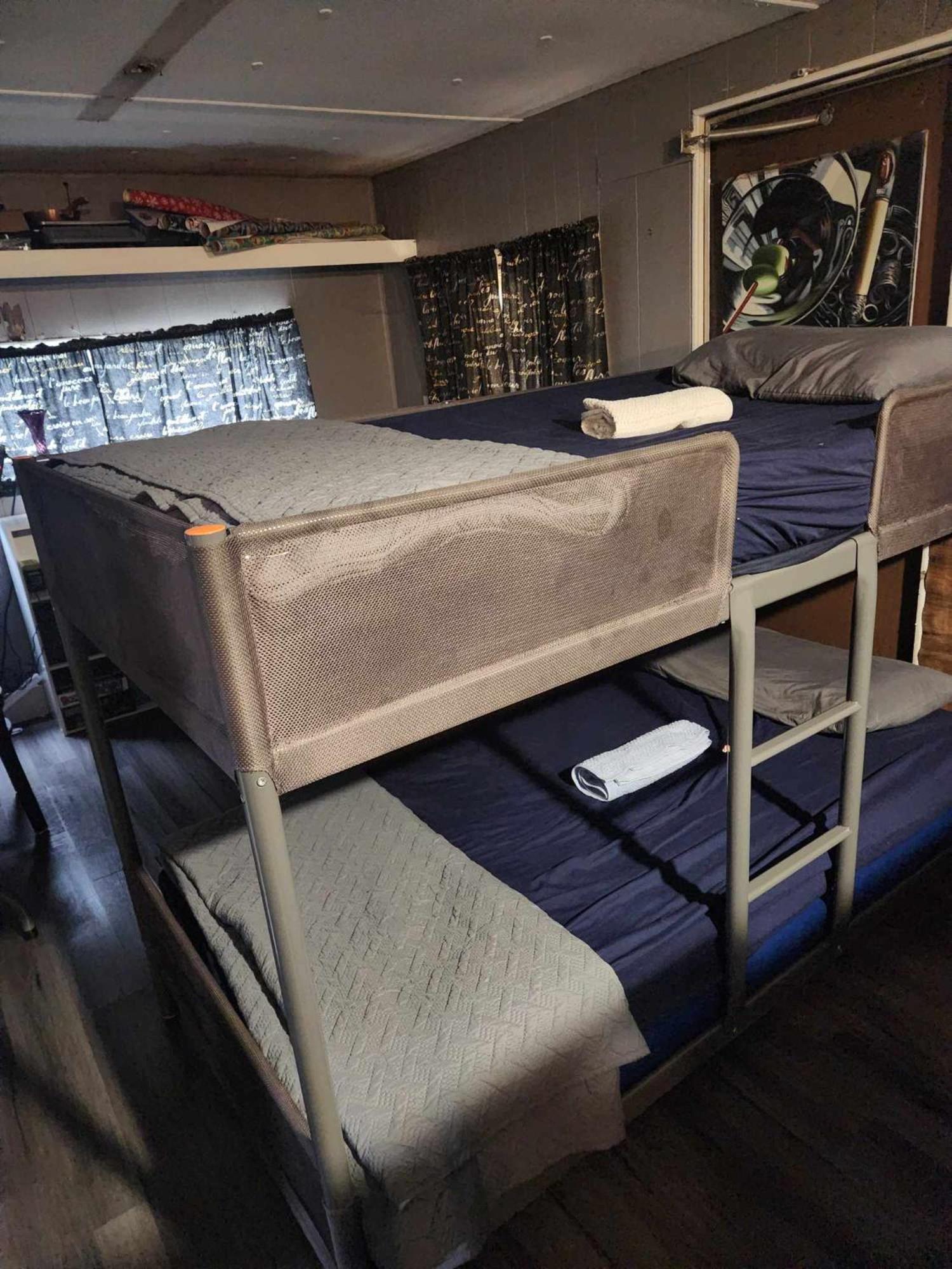 Apartamento Co-Ed Dorm With Fantastic Patio! Ewing Exterior foto