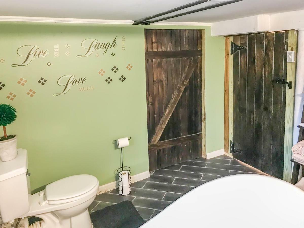Apartamento Co-Ed Dorm With Fantastic Patio! Ewing Exterior foto